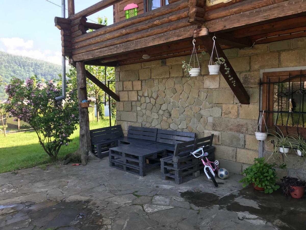 Садиба Червона Калина Private Estate Chervona Kalyna Yaremche Exterior photo